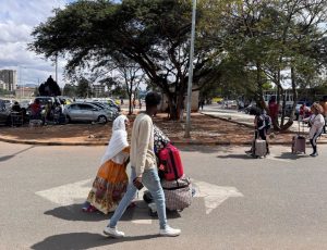 Larmes, prières et espoirs après la reprise des vols vers le Tigré, déchiré par la guerre en Éthiopie