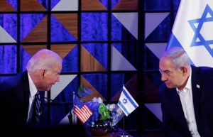 Le voyage en Israël lie M. Biden et les États-Unis à une éventuelle offensive à Gaza